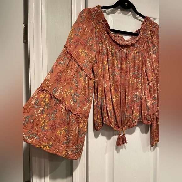 NWT Wonderly Size XL Mauve Floral Off The Shoulder Batwing Sleeve Peasant Top - Picture 8 of 11